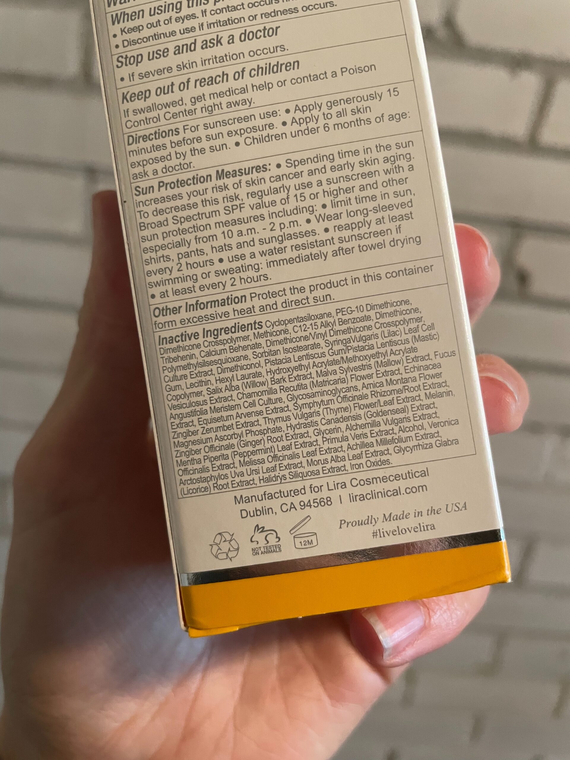 lira spf sholar shield spf 30 oil-free