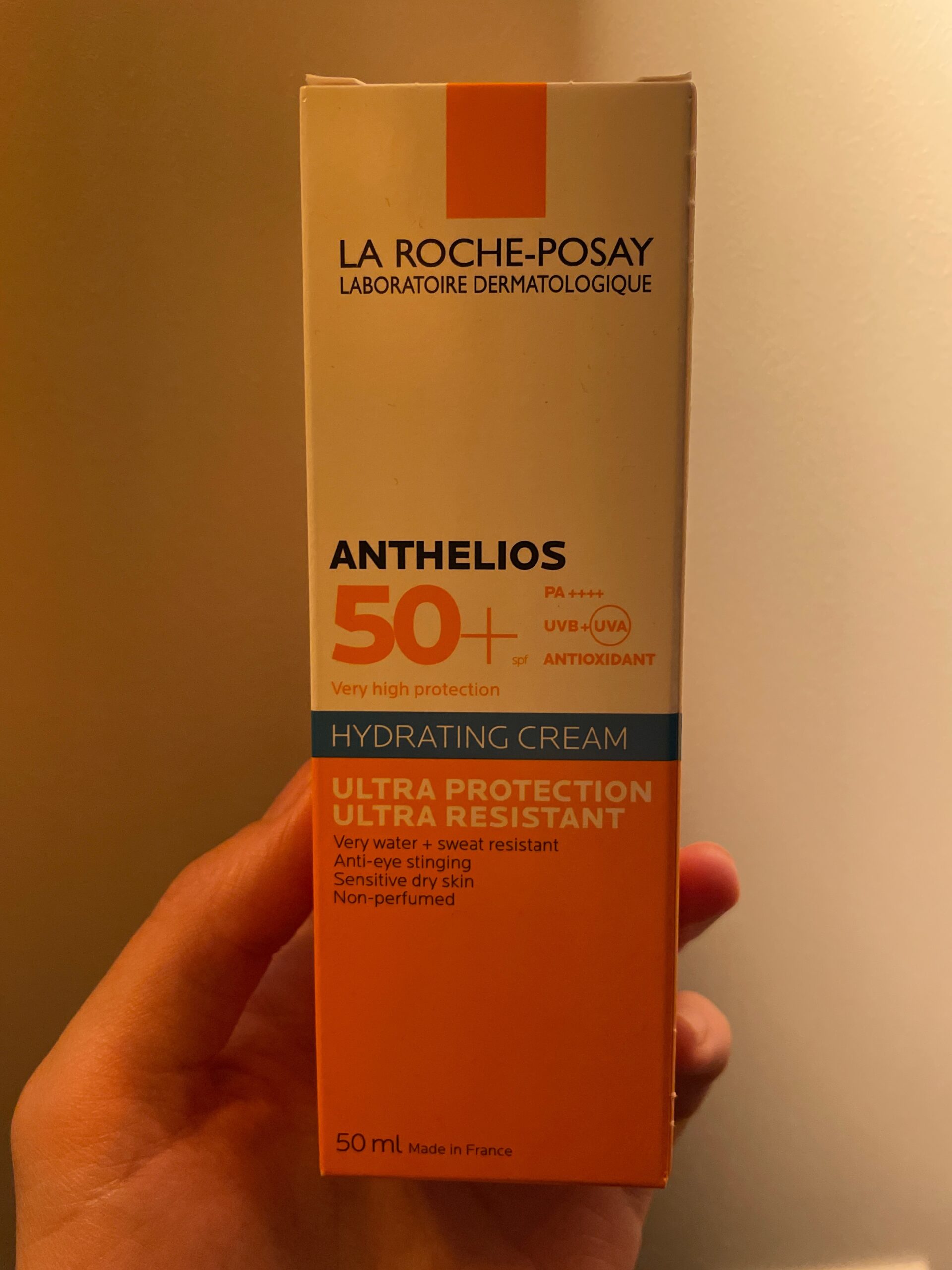 ANTHELIOS ULTRA CRÈME SPF50+ ONGEPARFUMEERD